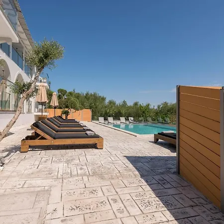 Litore Luxury Living Отель 2*