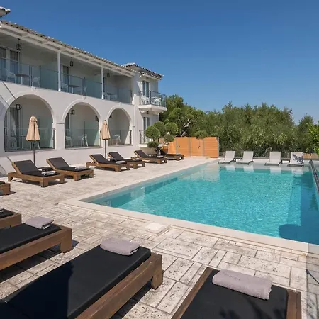 Litore Luxury Living מלון