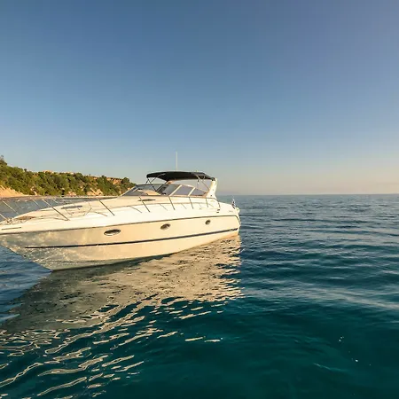 Litore Luxury Living Лаганас