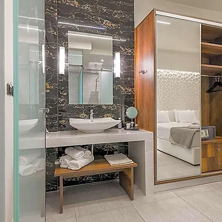 Litore Luxury Living 3*