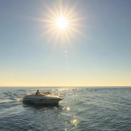 Litore Luxury Living 3*