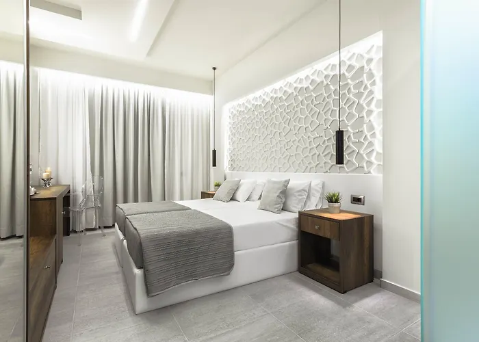Litore Luxury Living Hotell 3*