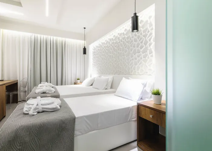 Hotell Litore Luxury Living 3*