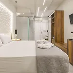 Litore Luxury Living 라가나스
