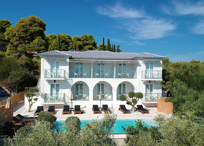 Hotel Litore Luxury Living 3*